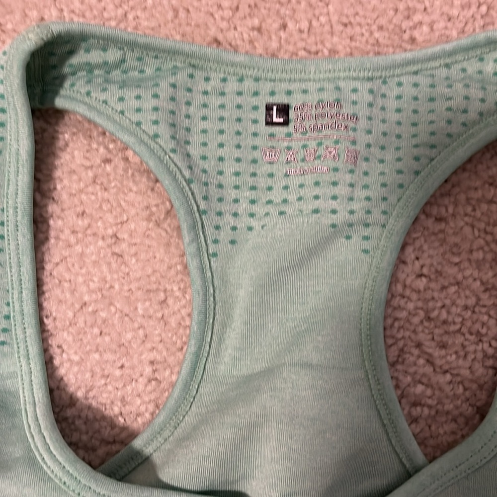 Seamless Racerback Sports Bra - Picture 3 of 3